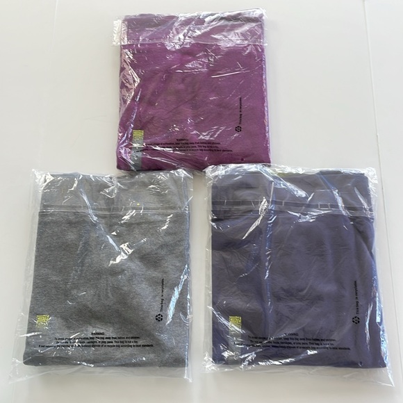 3 NWT Tek Gear Crew Neck Sweat shirts Small - Picture 4 of 6